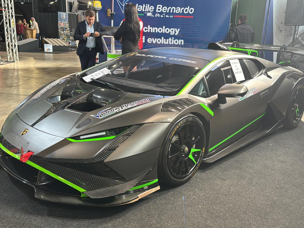 Lamborghini huracan super trofeo evo2