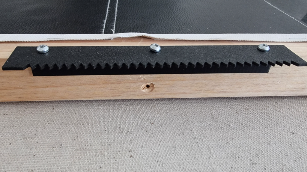 Adjustable Picture Frame Hanger for Large Painting