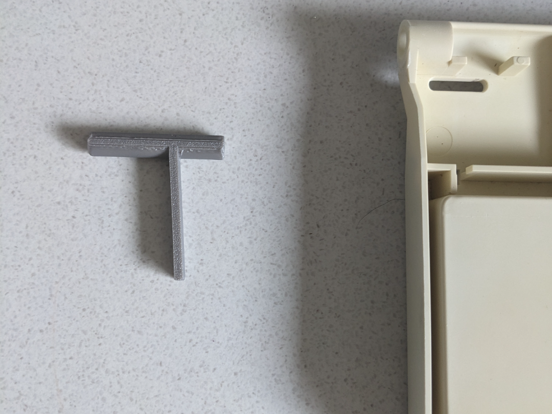 Pool Weir Door Hinge Clip