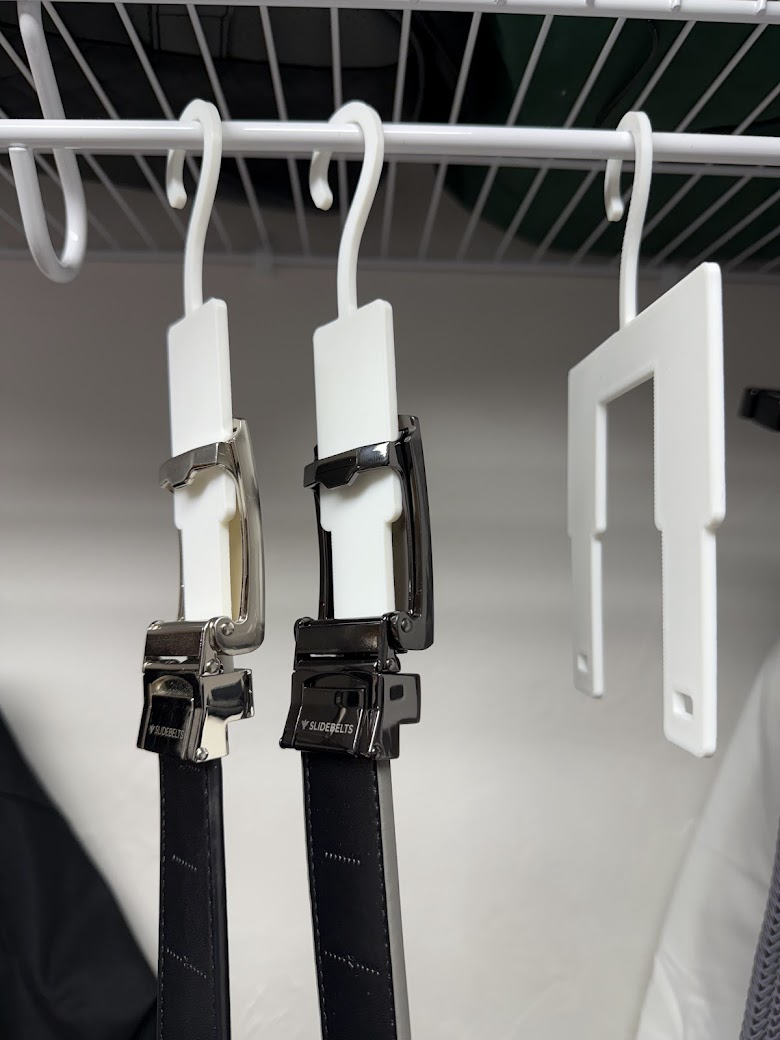 Slidebelt hanger for 1 or 2 belts