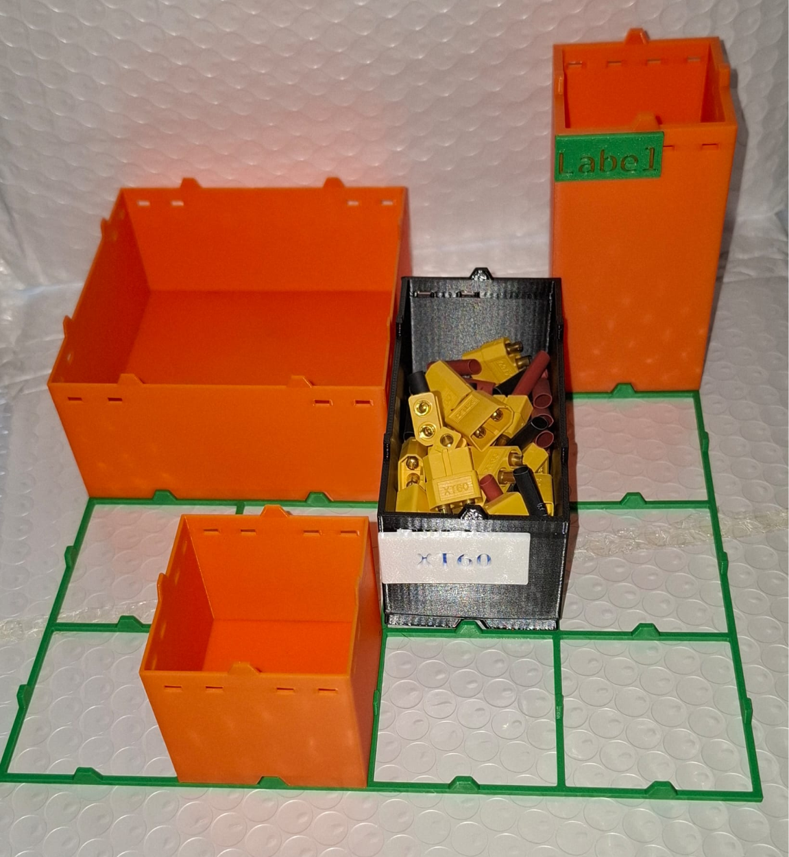 Parametric Organizer box, floor and label