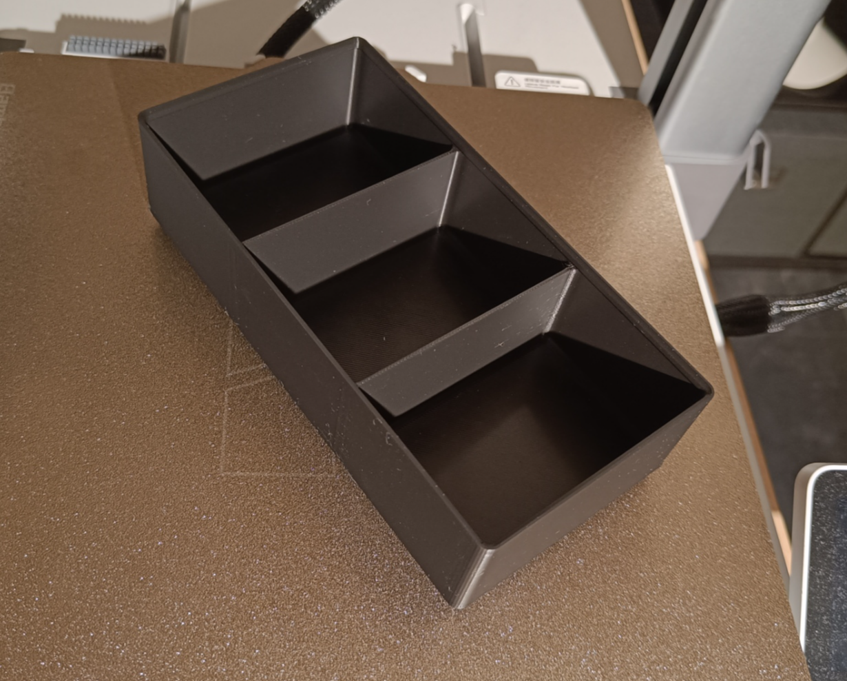 Gridfinity 4x2 Box mit Unterteilung