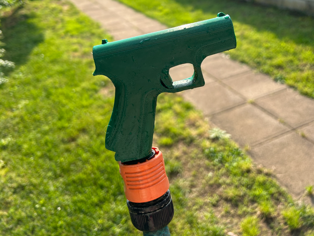Garden hose gun