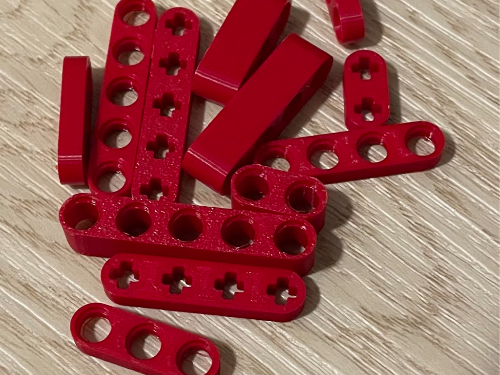 Custom brick Technic Pieces