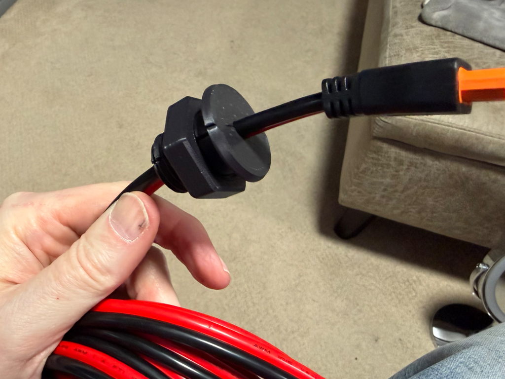 Solar Bulkhead Grommet 2x 10awg Cables