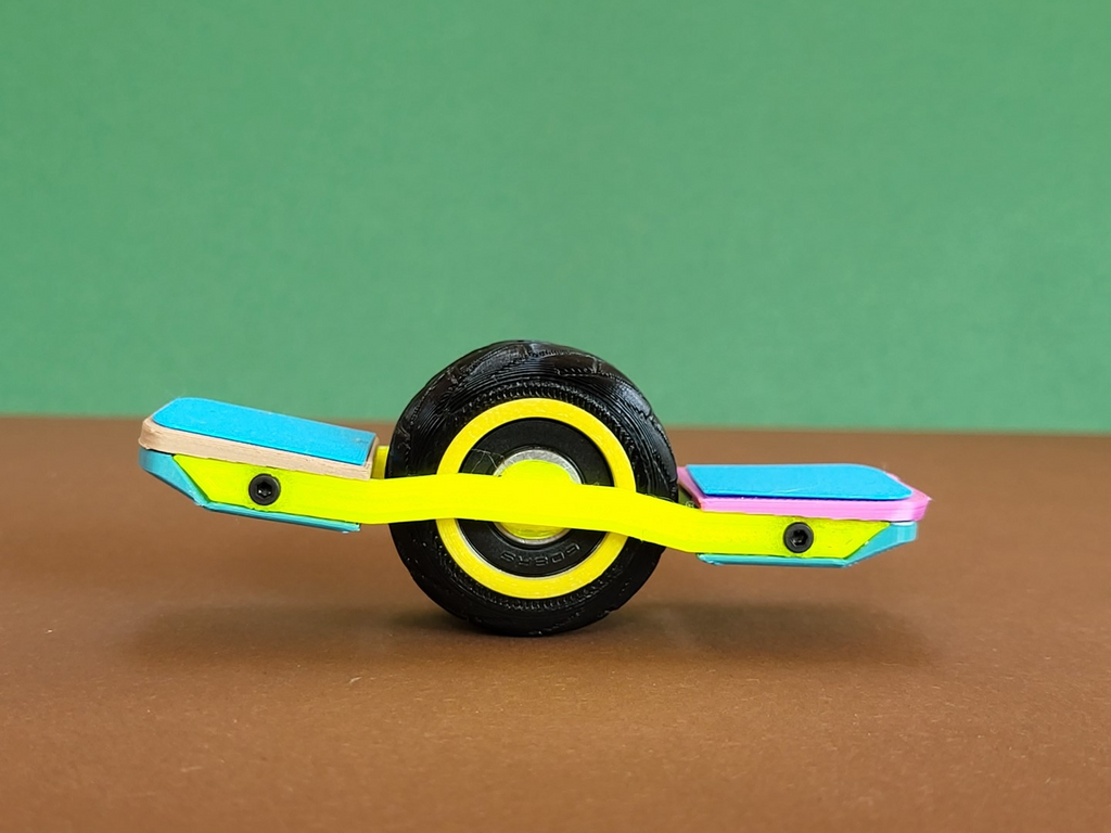 Finger Skateboard (One-Wheeled)