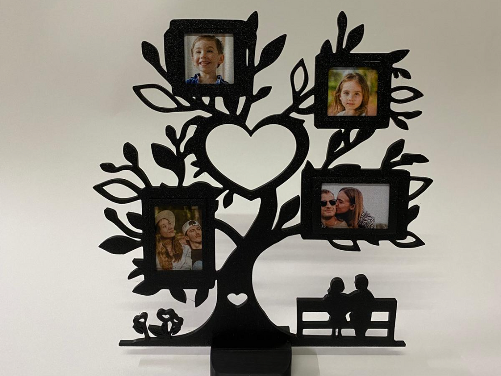 Tree photo frame