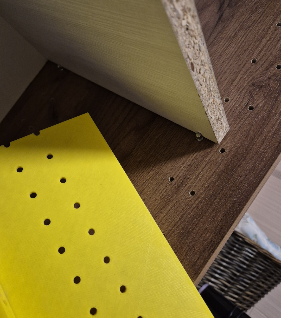 Drilling jig for pins shelves 5mm and 8mm