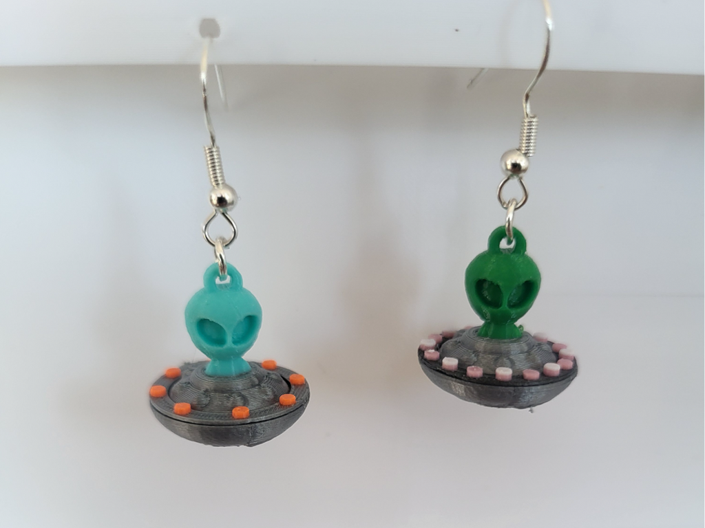 alien ufo earrings and keyring