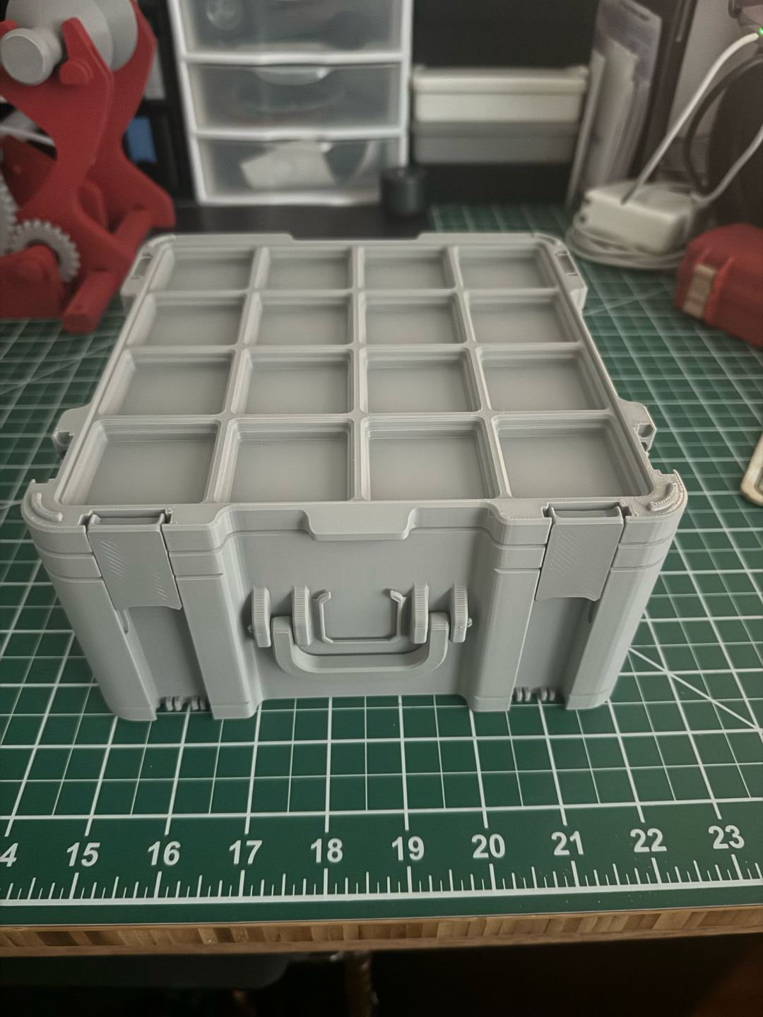 Gridfinity Deeper Storage Box (12U)