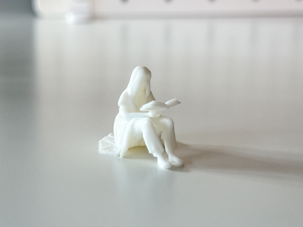Miniature Sitting Woman/Reader for your Diorama
