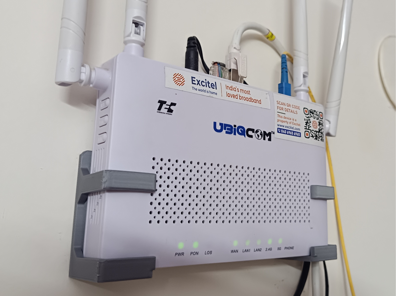 Router wall Mount