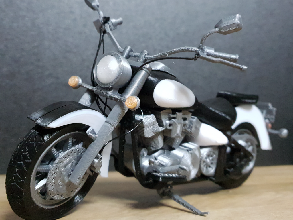 YAMAHA_XV1600_ROADSTAR