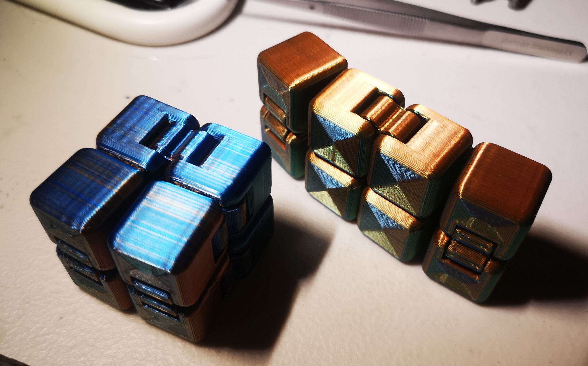 Infinity Cube - angled hinges
