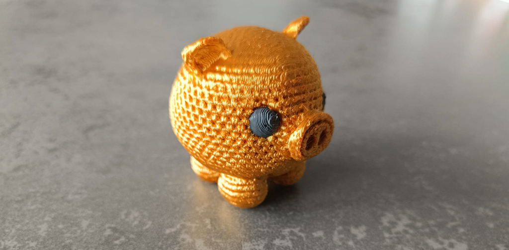 Crochet pig