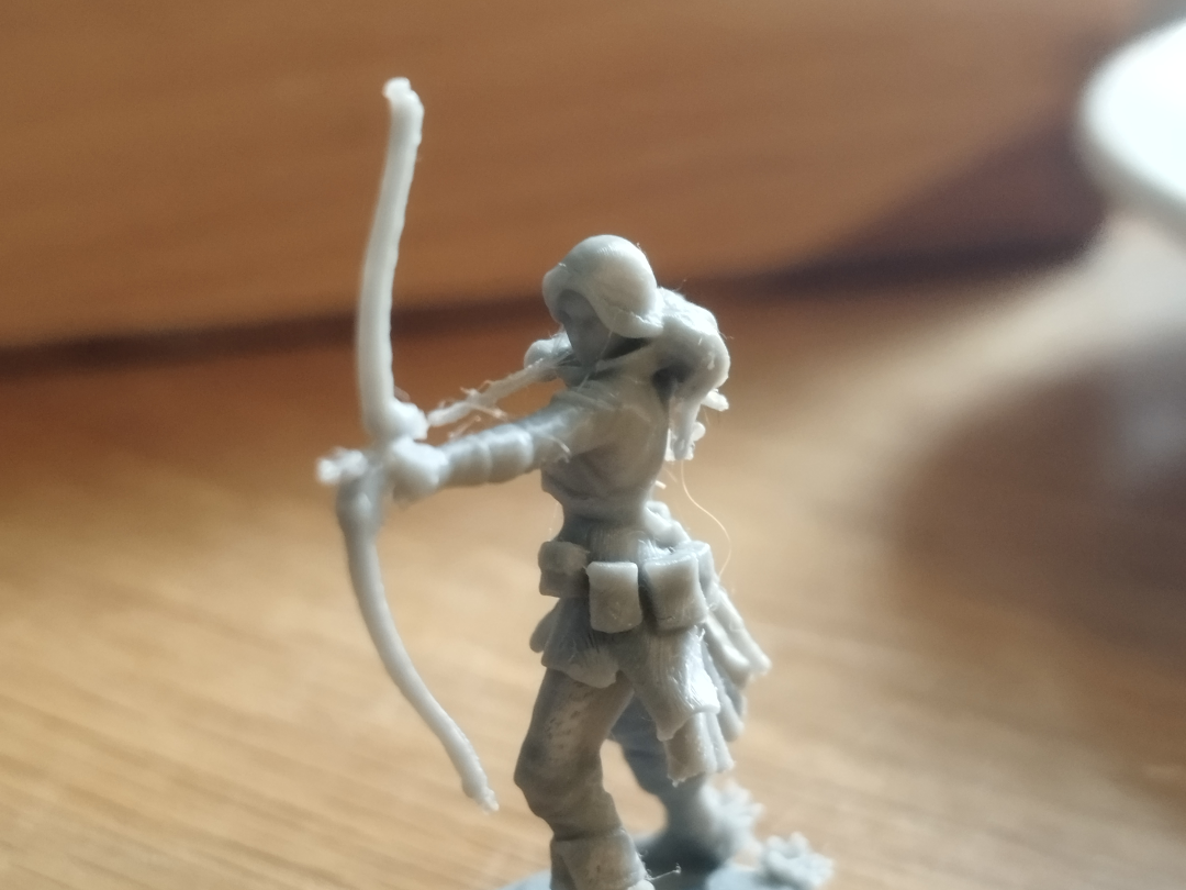 DnD Human Female Ranger 28mm