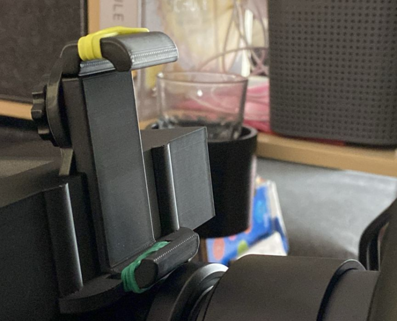 Moza R5 Phone Mount