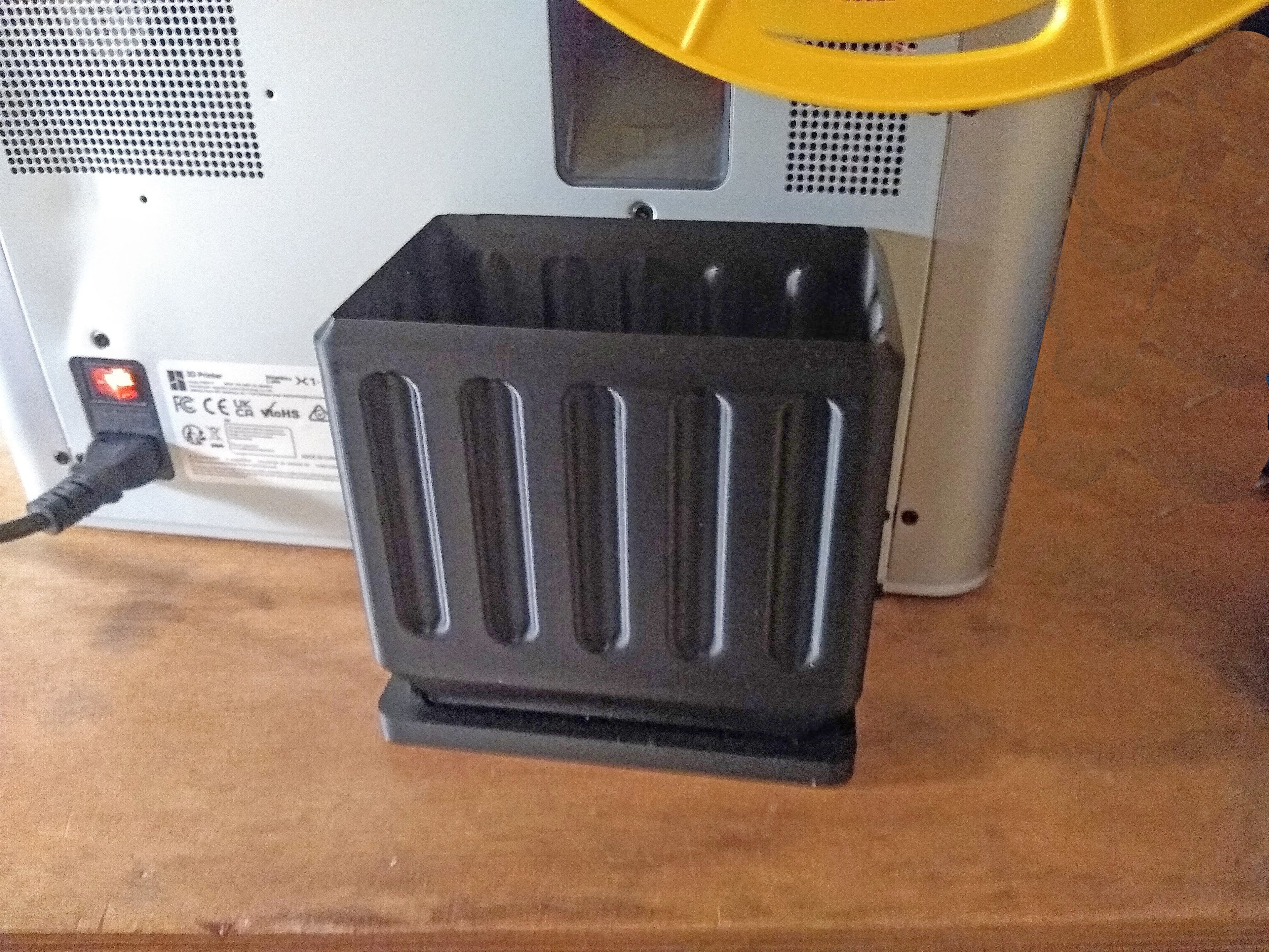 Bambu Lab X1/P1 Purgebucket and holder , easy to use, fast and light print