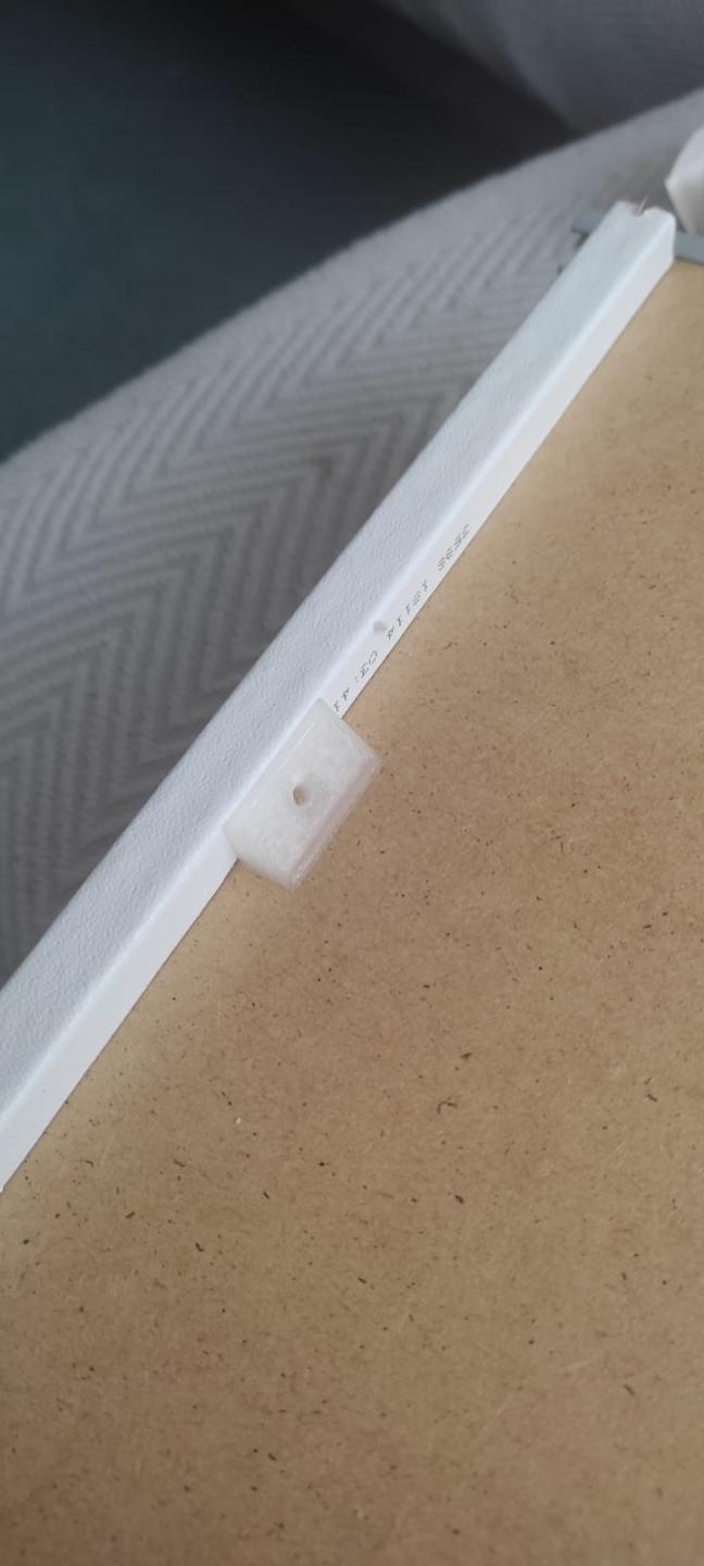 Drawer wedge
