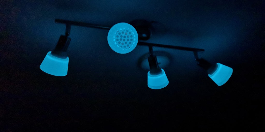 Glow in the dark lampshade GU10