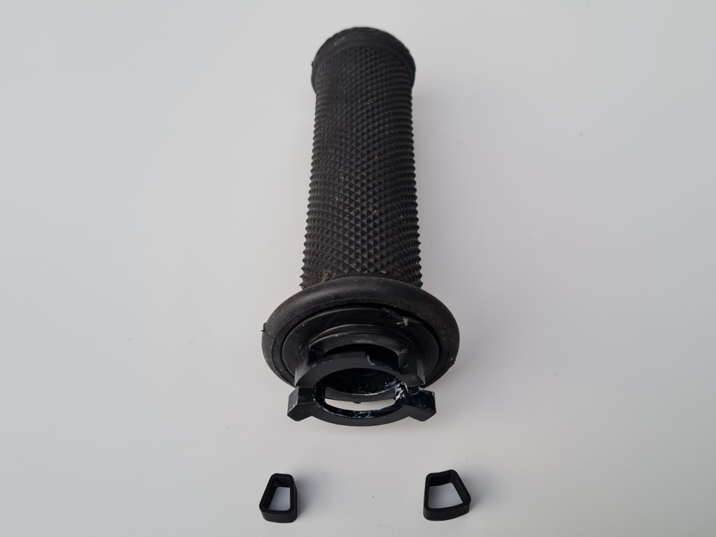 Motorcycle throttle spacers DUCATI - pair
