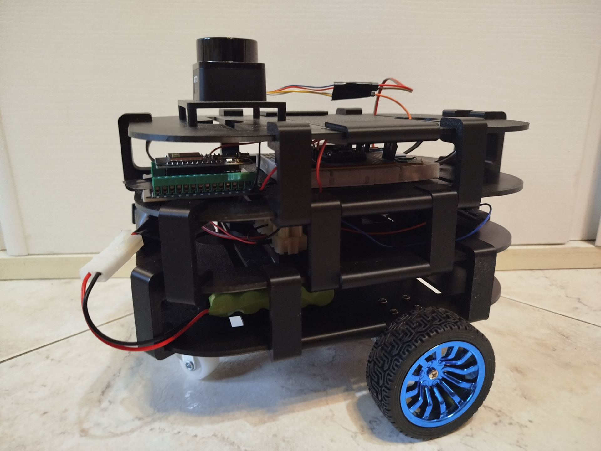 Esp32 mobile ROBOT