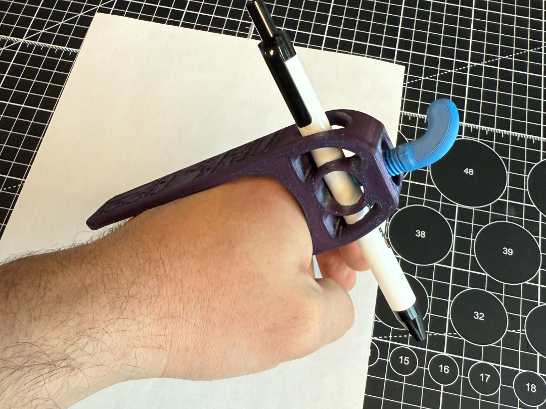 MakeGood Palm Pen - Medium - Writing Device