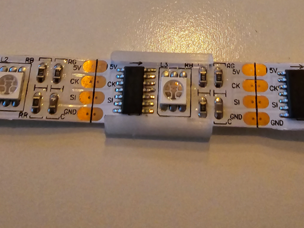WS2801 / 12mm LED Clip - screwable LED Strip mount