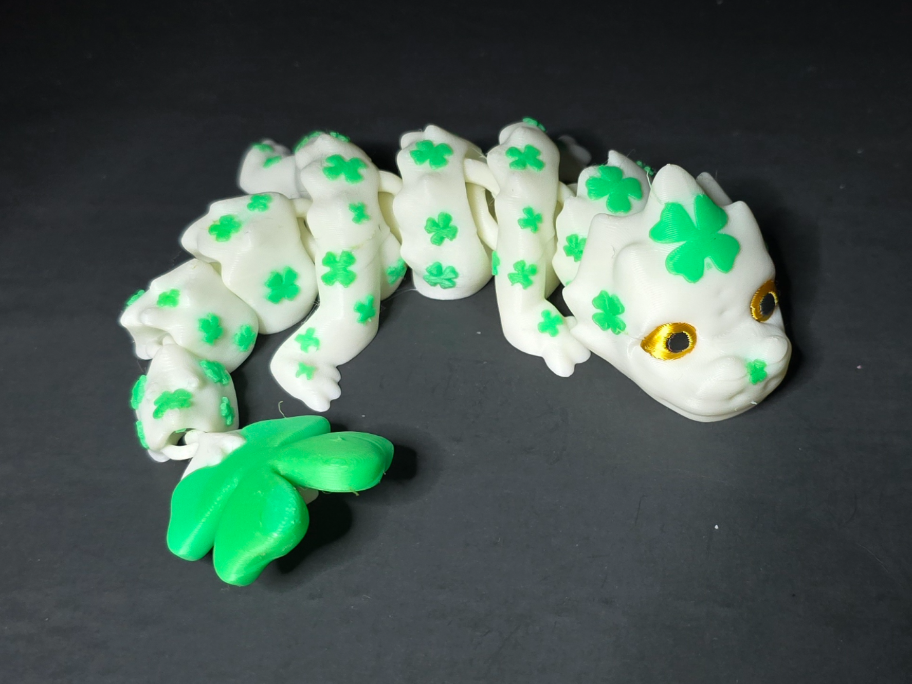 Cute Bay Articulated Clover Dragon