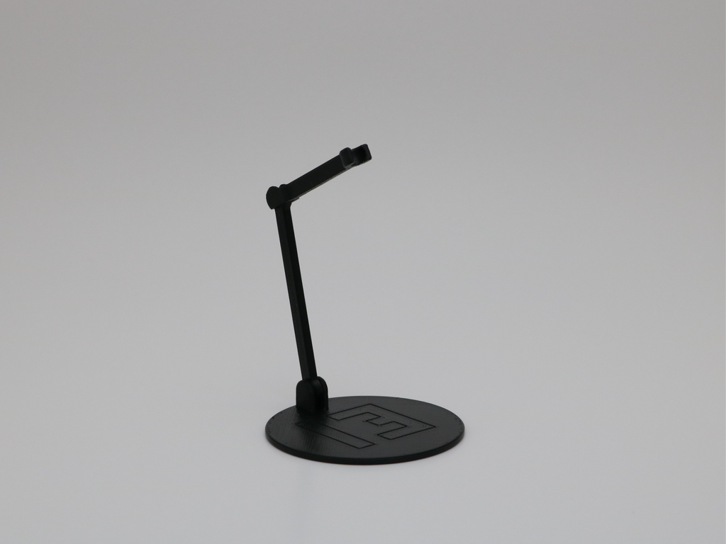 Dummy 13 - simple display stand