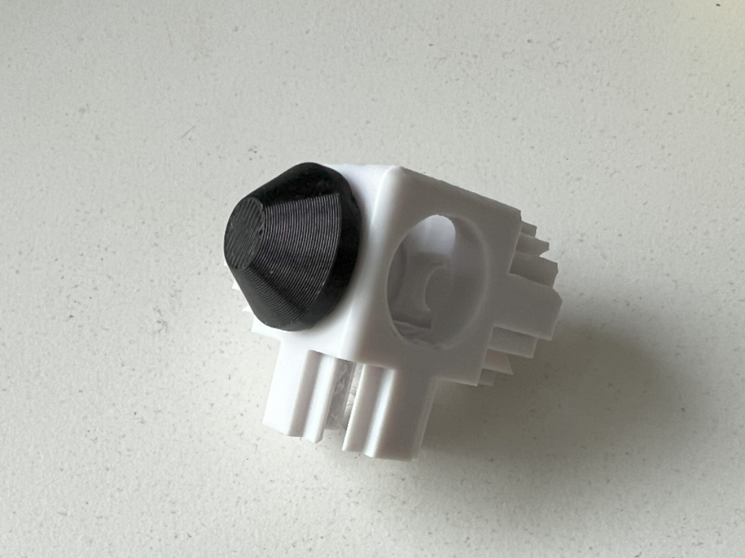 Rubber feet for 2020 extrusion corners