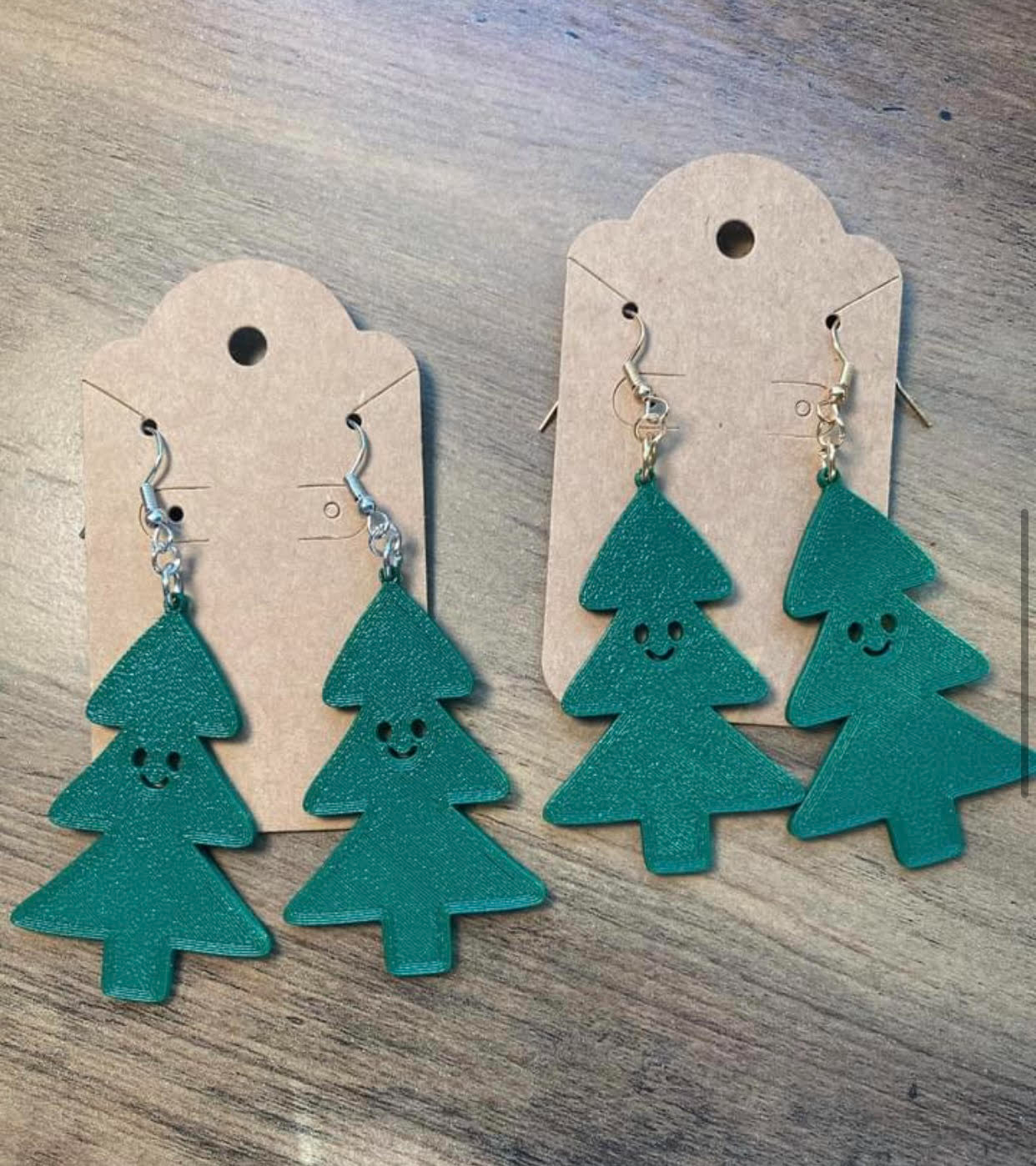 Christmas Tree happy face earring