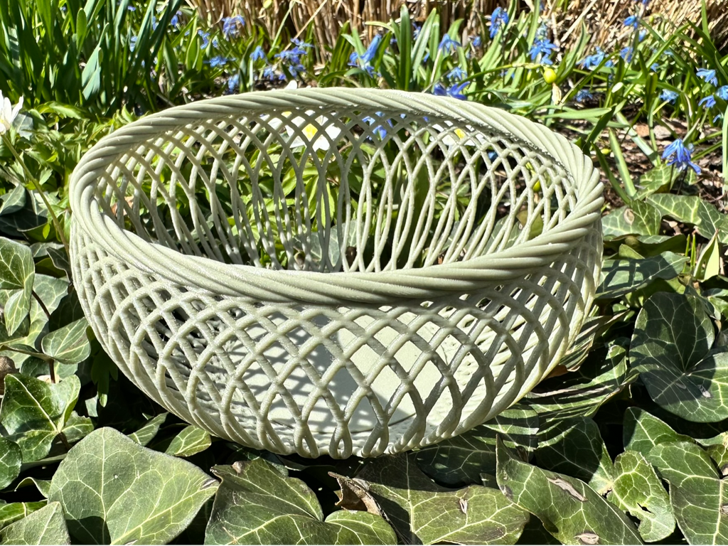 Woven basket