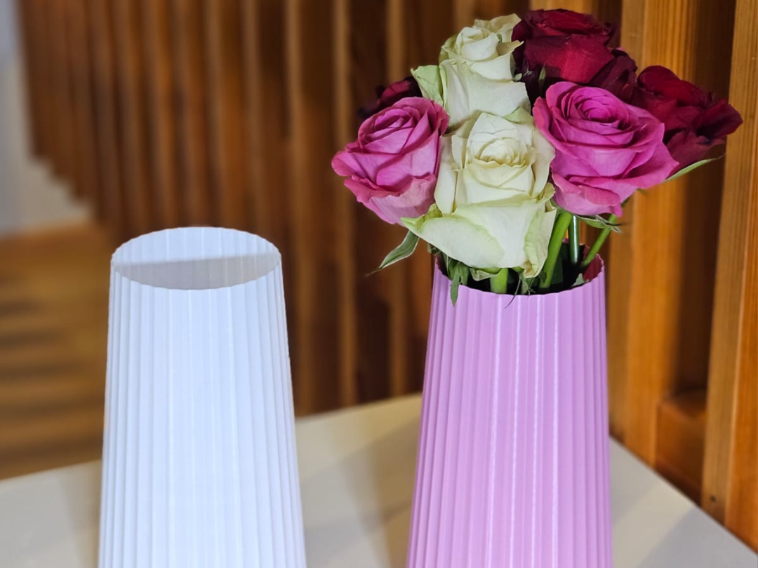 Flower vase