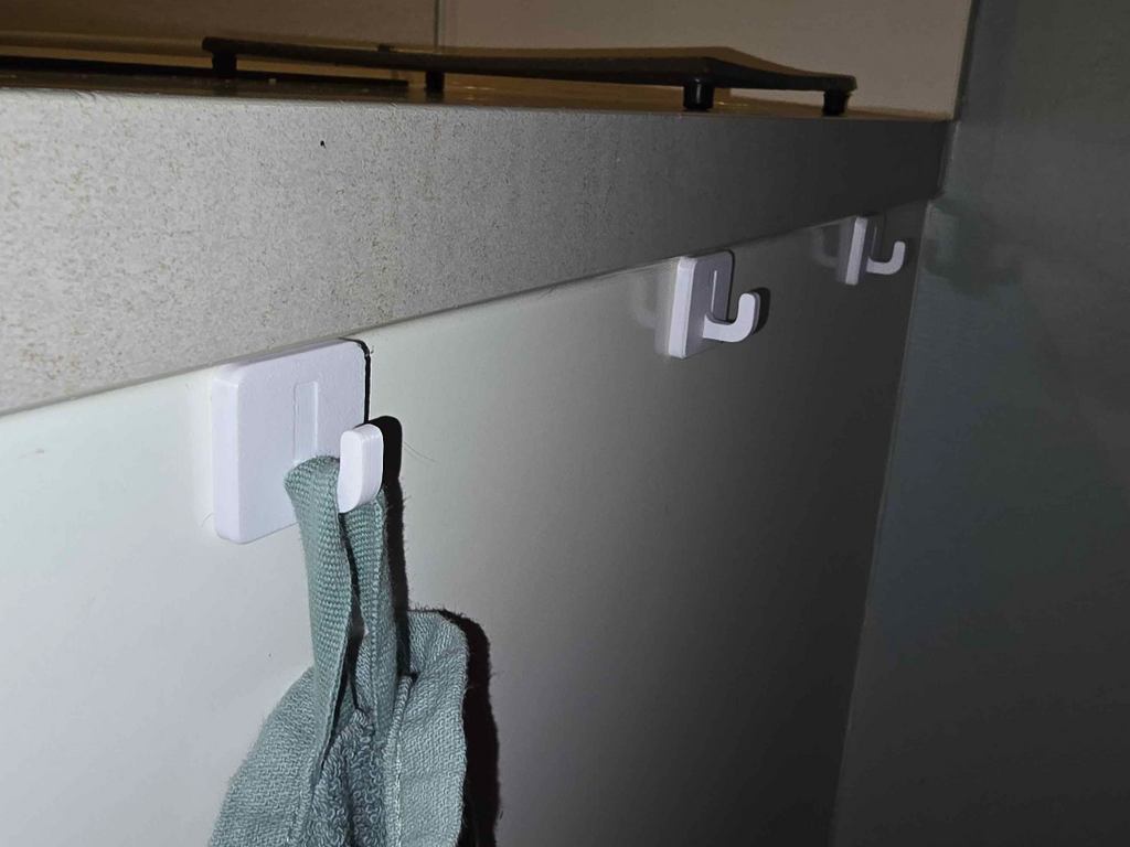 Kitchen towel hook