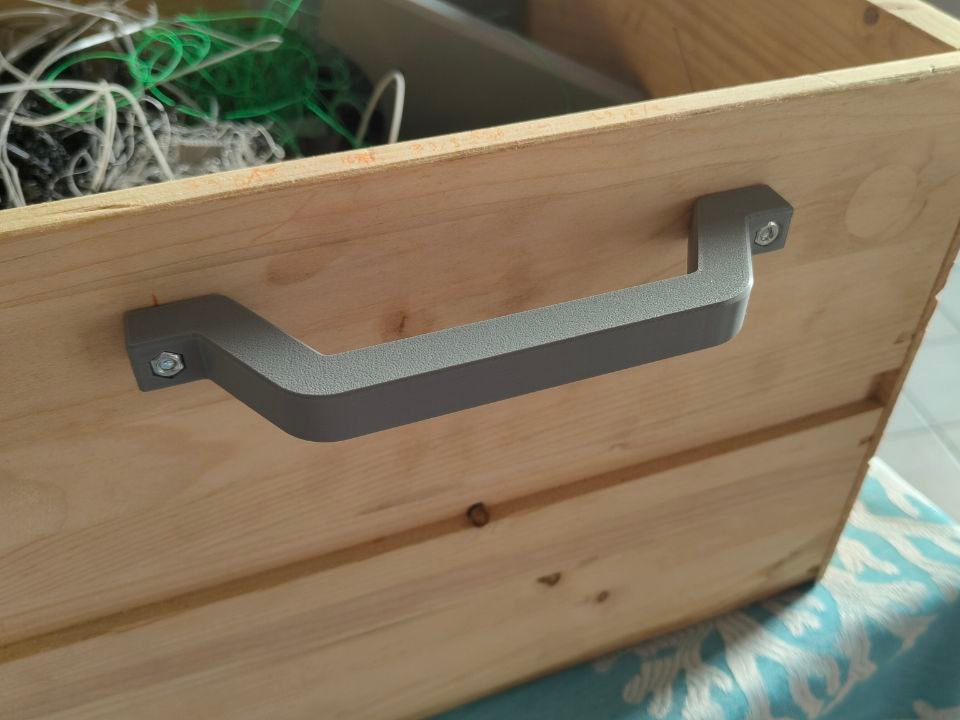 Box Handle