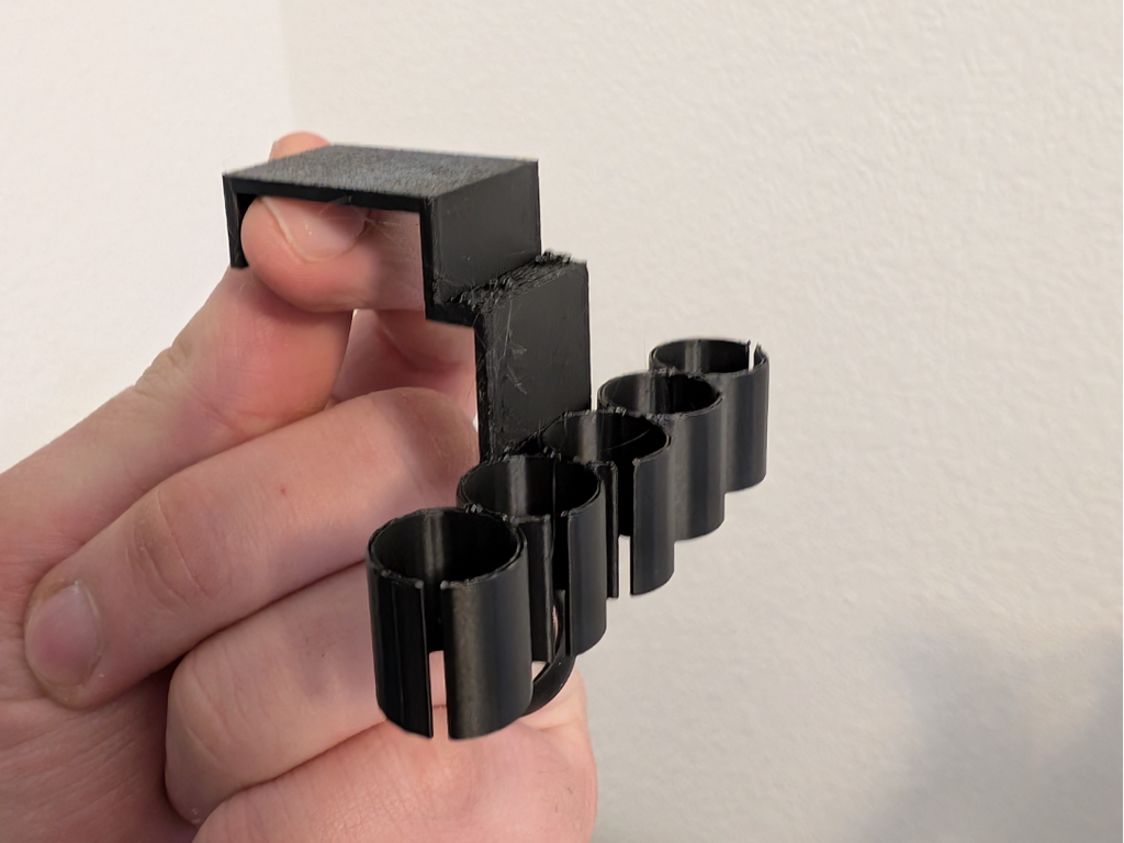 Rimmed Aquarium Plant Clip
