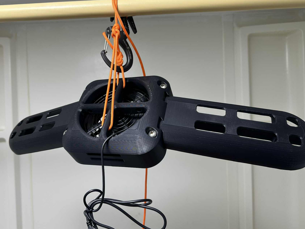Wetsuit Hanger Fan