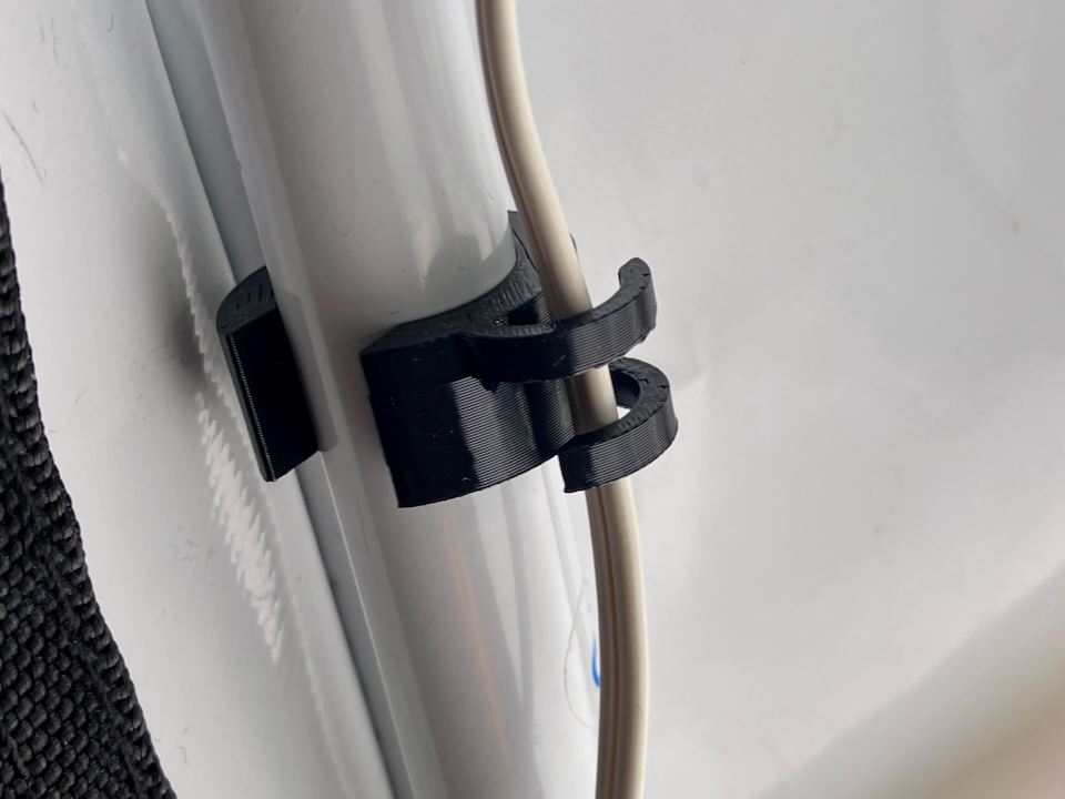 Kabel Halter für 16mm Rohre