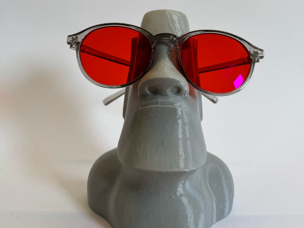 Moai Glasses Holder