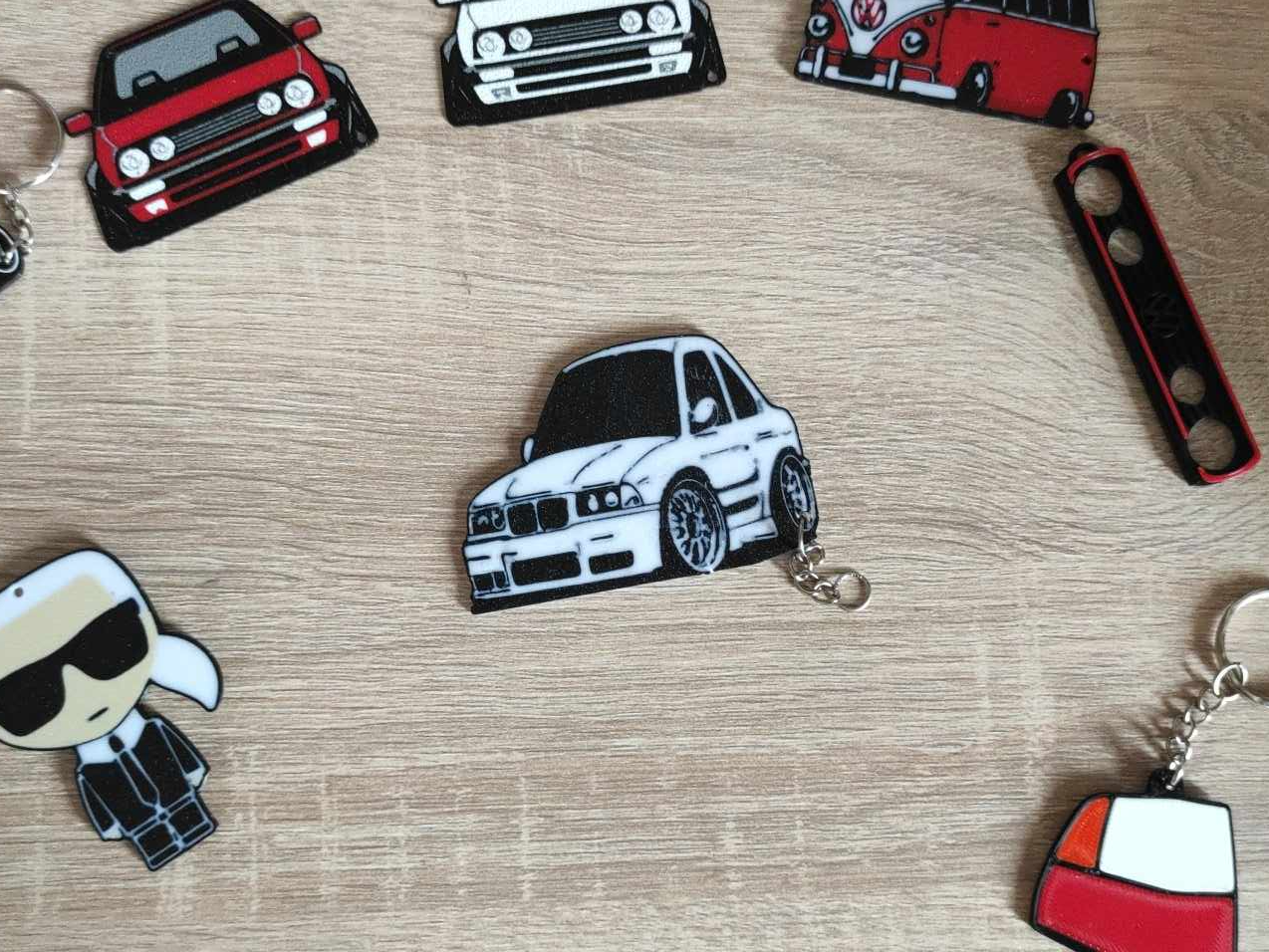 Tooned BMW E36 keychain