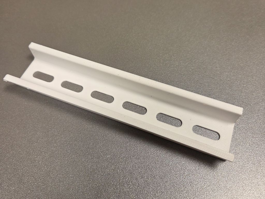 DIN Rail IEC/EN 60715 (127mm)