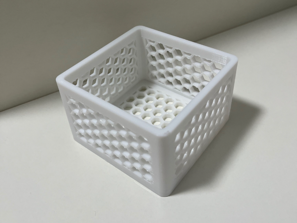 Customizable Hex Box with Bottom Cutouts