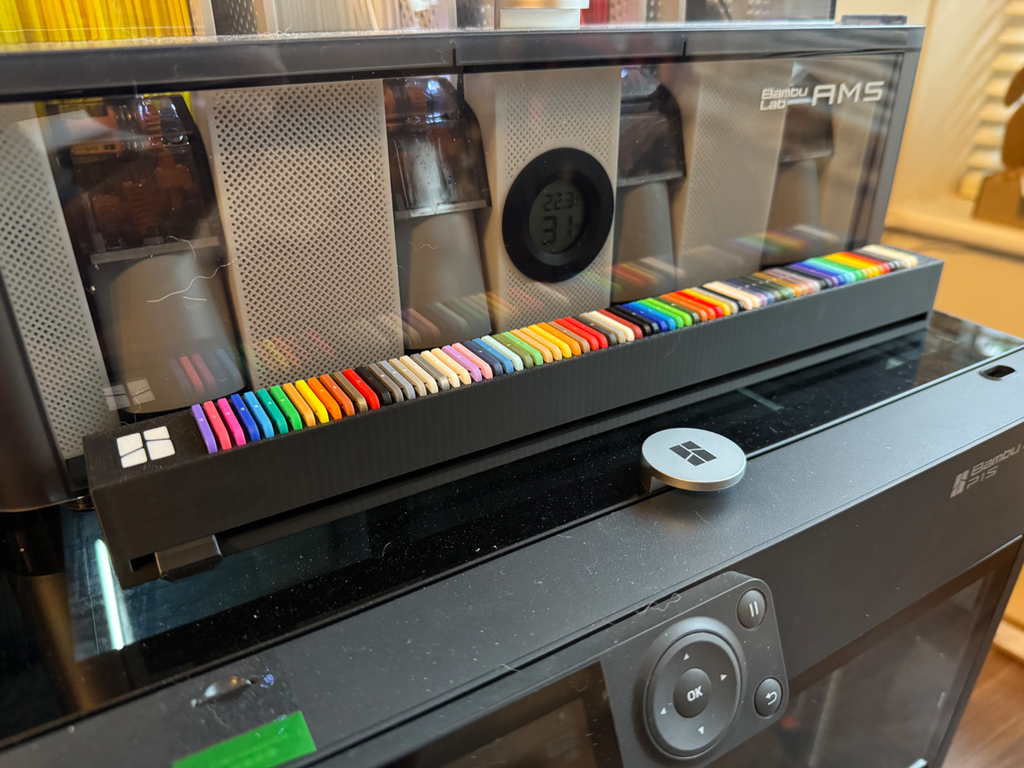 Bambu Filament Swatches Display w/ Slider