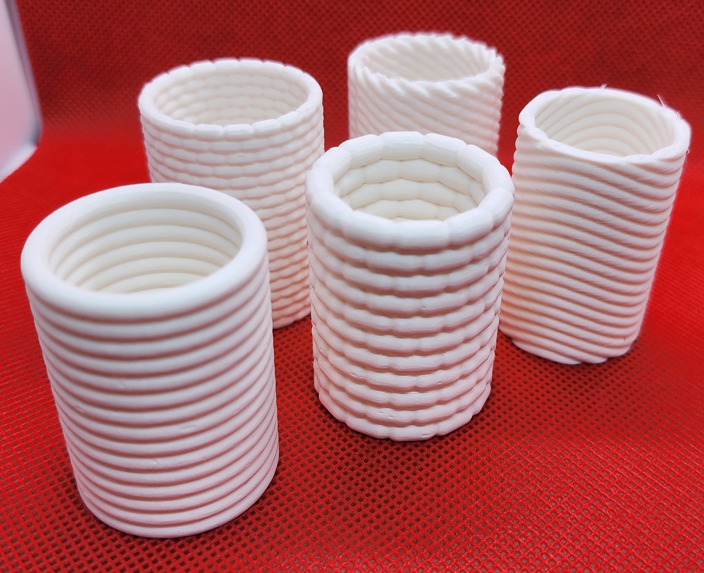 5 Bubbly Pen Cups