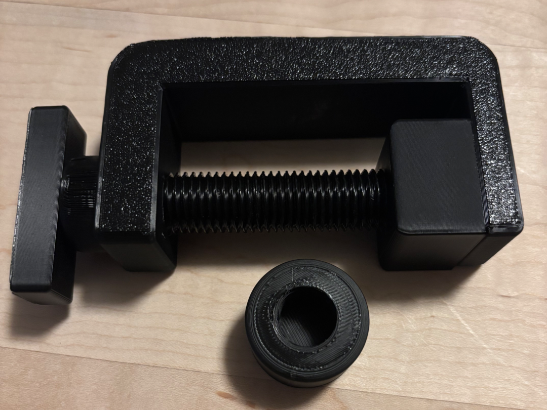 Custom Clamp/Vise with Versatile Tip Design