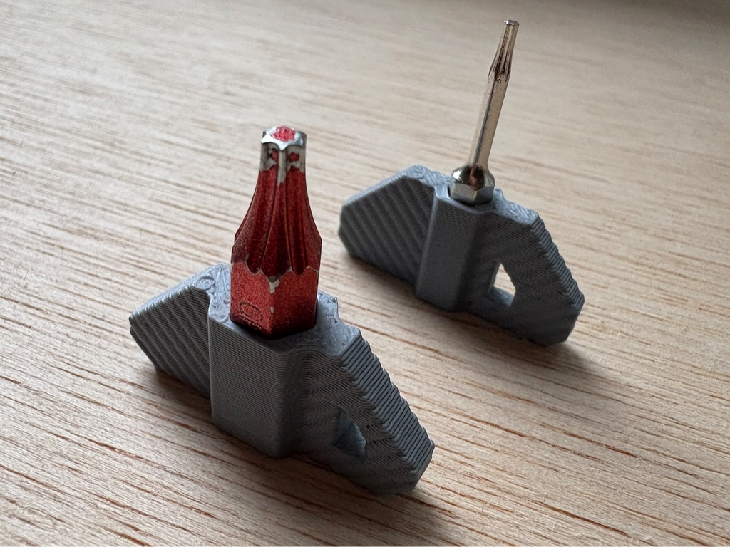 Low-Profile EDC Bit Driver