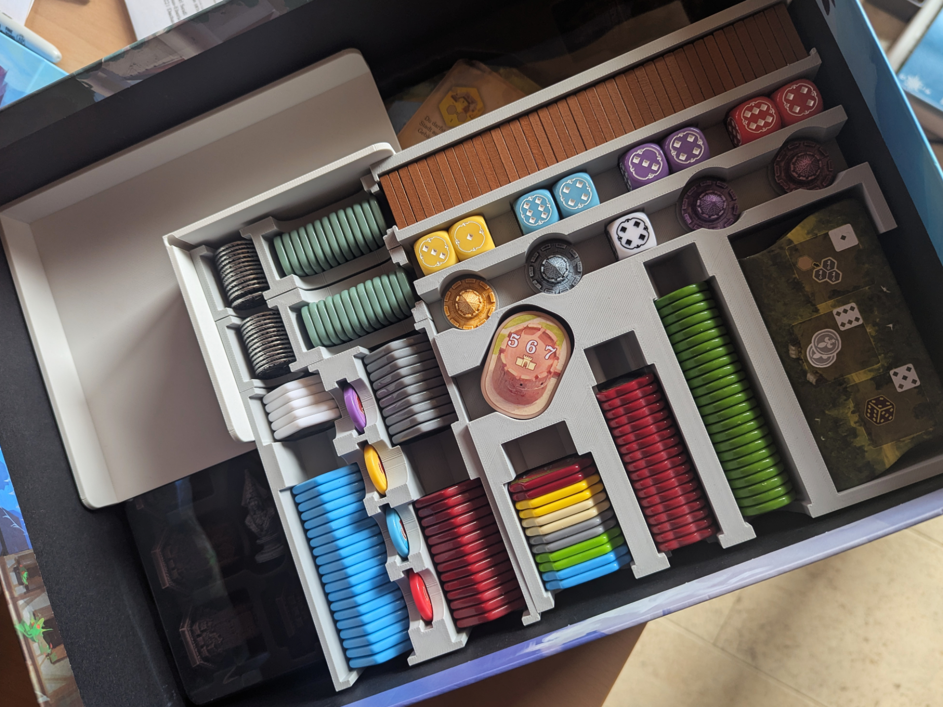 Castles of Burgundy Special Edition Acrylic Insert