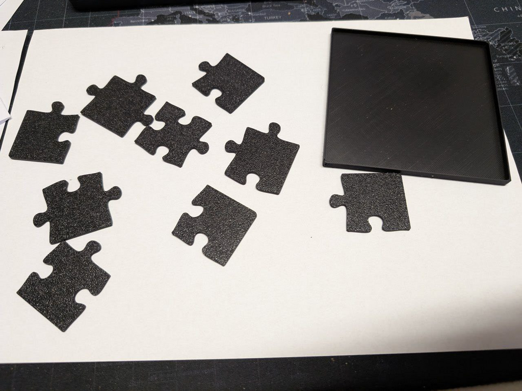 Jigsaw puzzle 3x3 100mmx100mm with little box