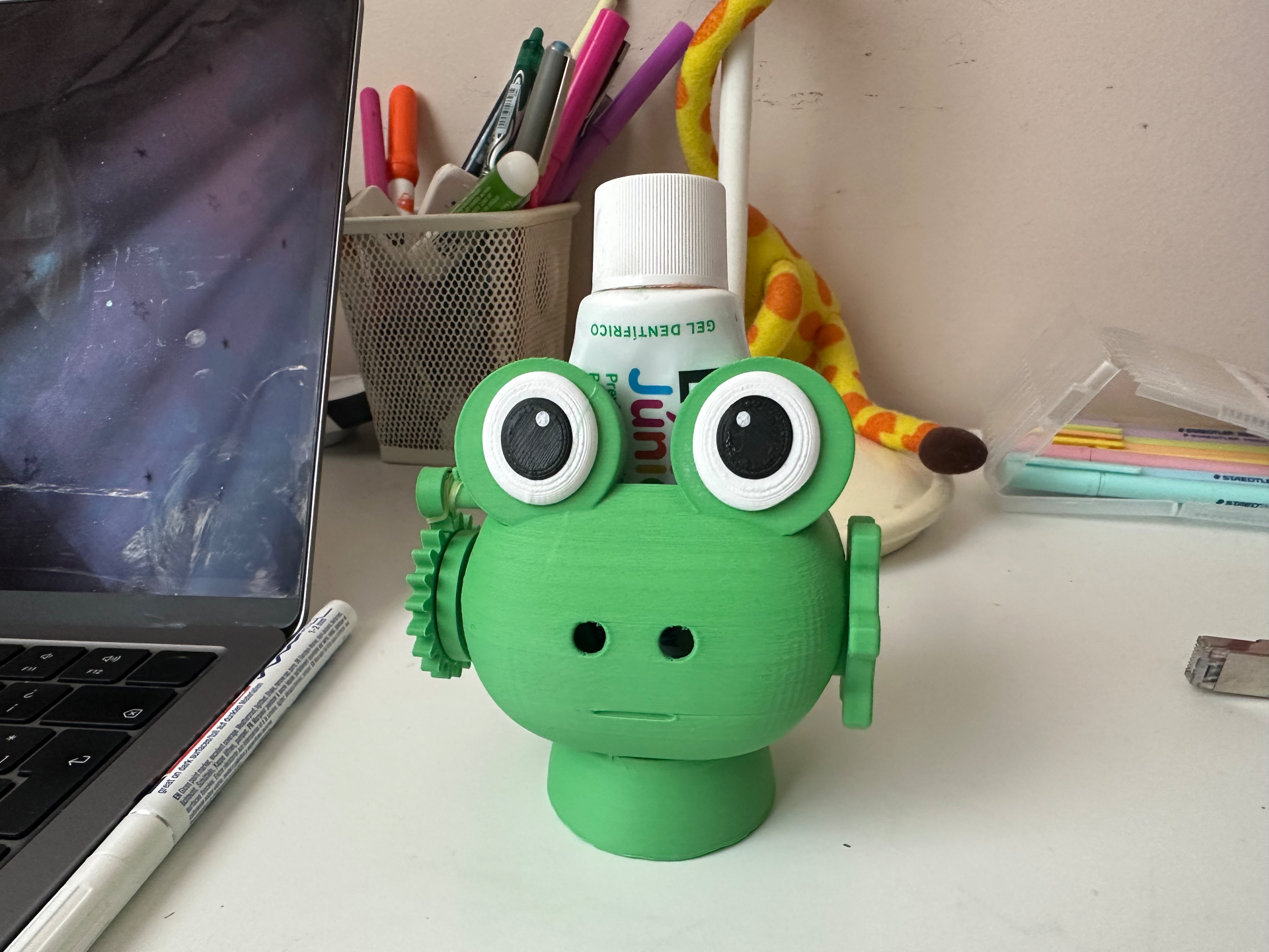 Frog Toothpaste Tube Squeezer with Crank